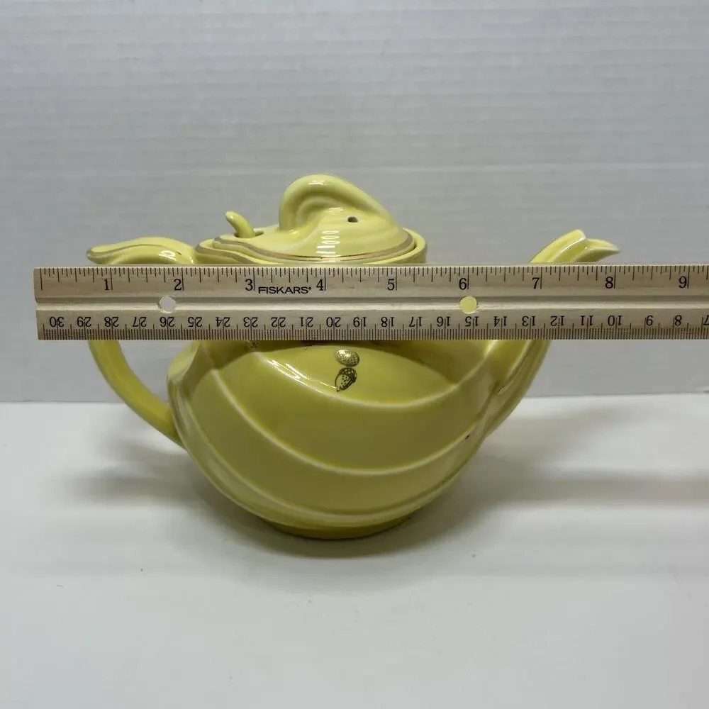 Vtg HALL 6 Cup Teapot Parade Yellow w/ Gold Acorn Oak Leaf Design Ceramic 0799